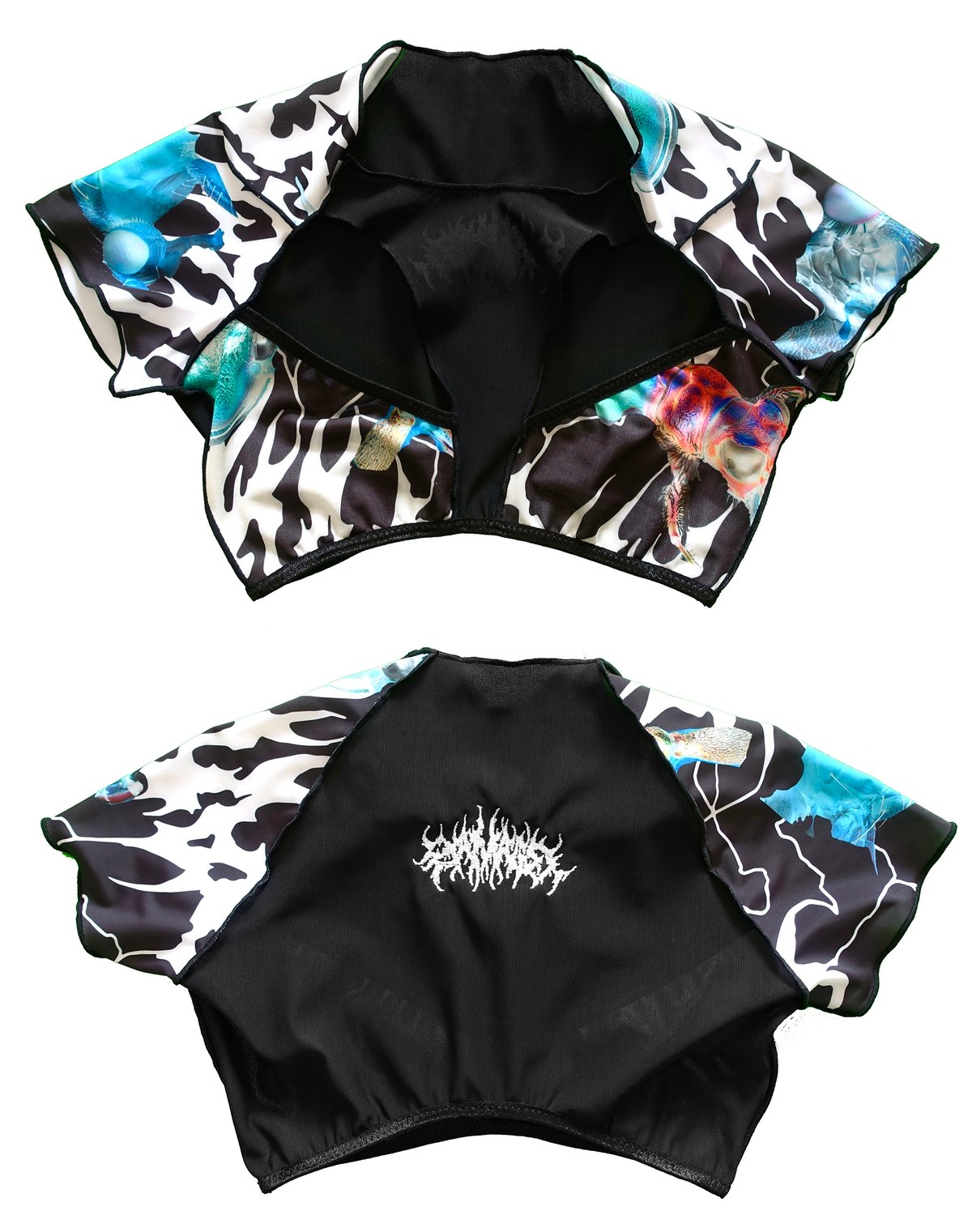 Image of  Ungeziefer’ 2way crop (black)