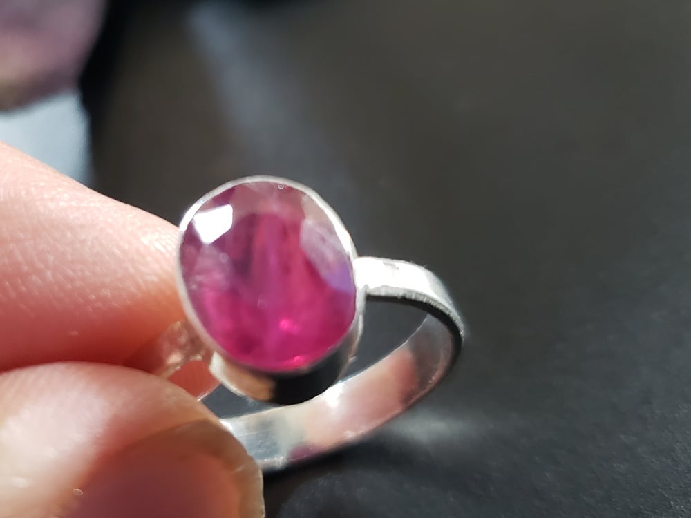 PH078 8 Ruby Ring