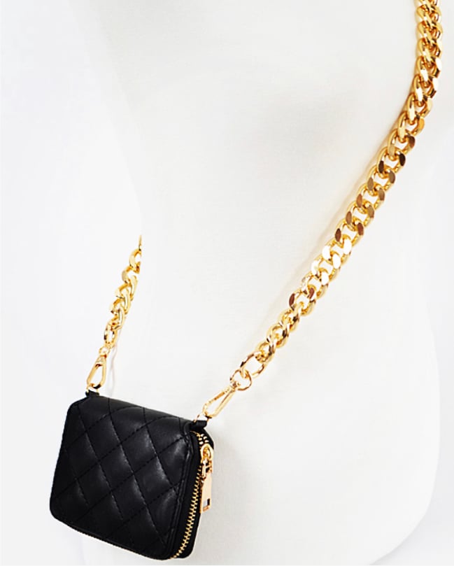 Quilted Wallet W oversized Chain black