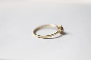 Image of 18ct gold, pear shape 'salt and pepper' diamond ring (IOW157)