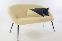 Image 1 of Banquette coquille ronde ivoire