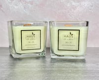 Image 4 of 34 + 35 Candle