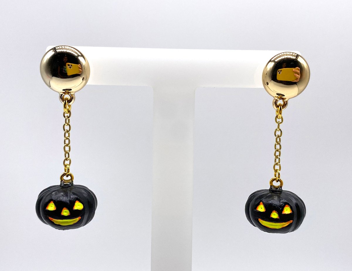 Image of HALLOWEEN PUMPKIN DANGLE EARRINGS Black