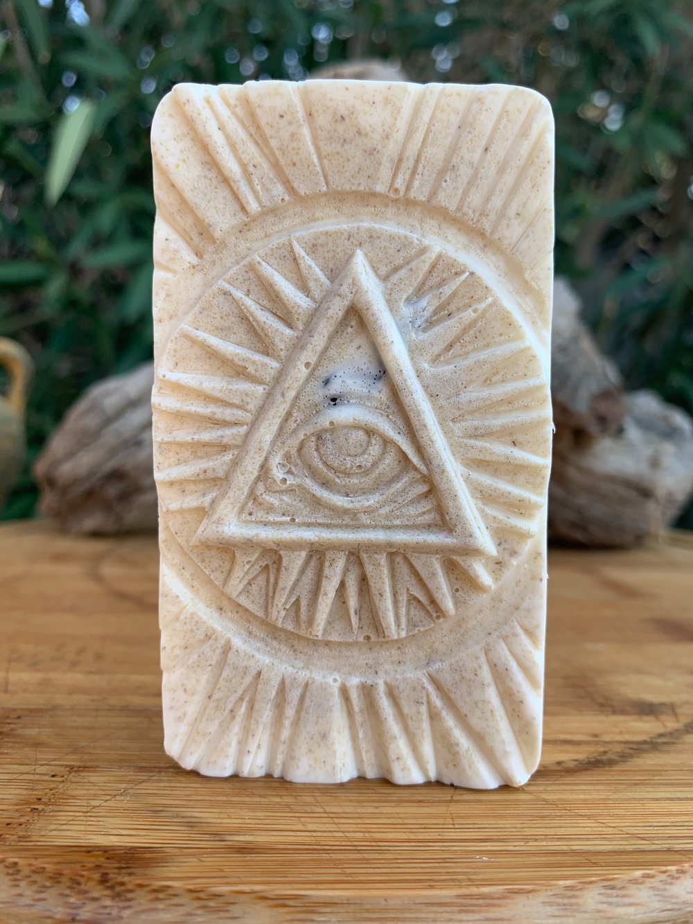 Image of The Eye Oatmeal + Lavender Aura Cleanse Soap Bar 
