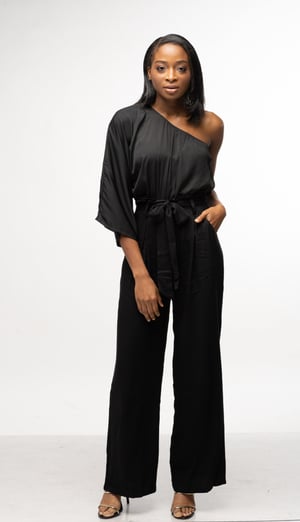 Image of Women's One Shoulder Belted Jumpsuit With Pockets - Black/Black