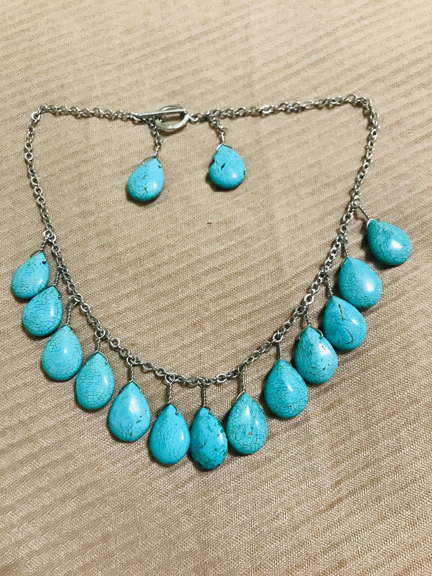 complement of turquoise