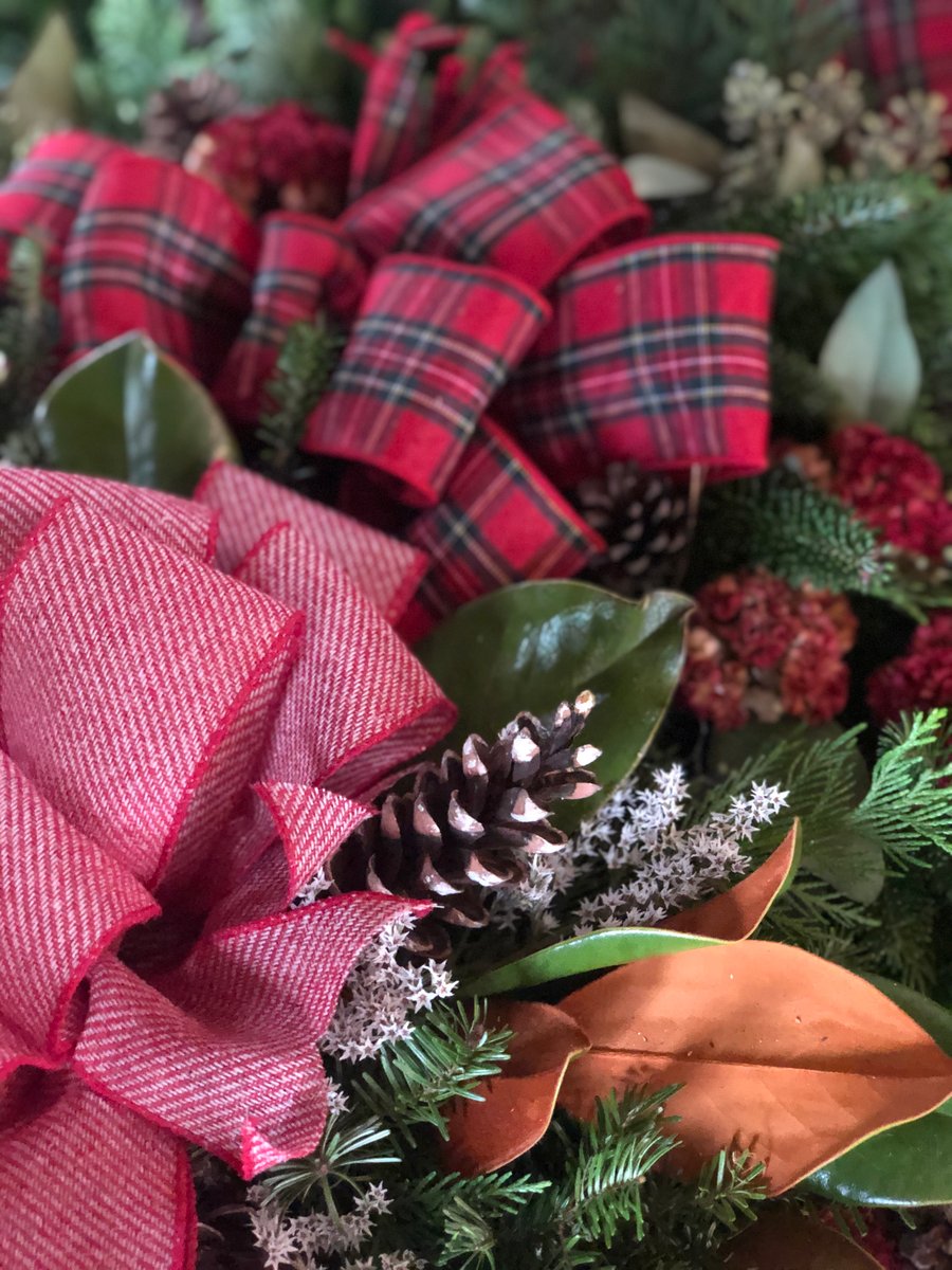 Image of Holiday Wreath TAKE-HOME KIT
