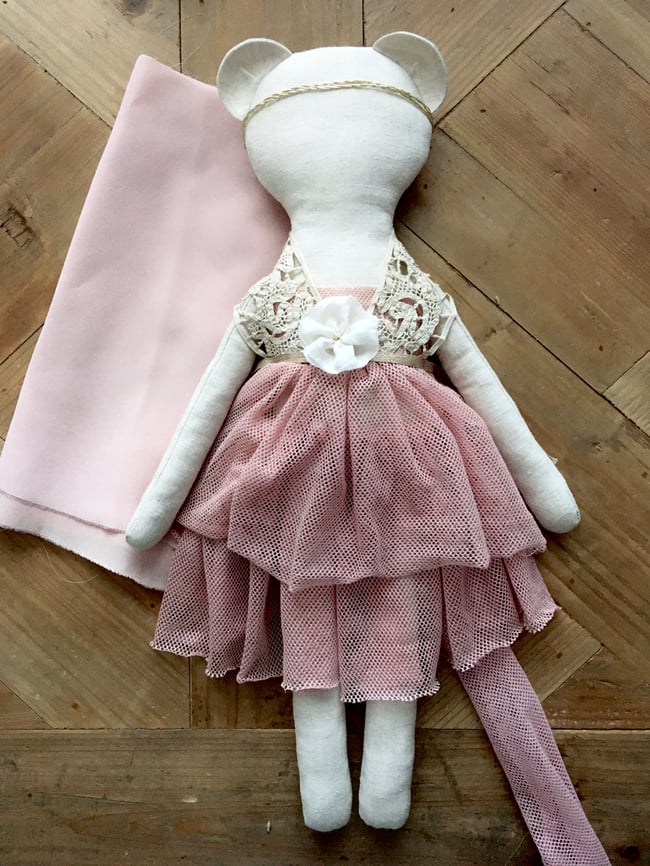 Poupée ours ballerine