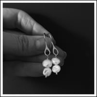 Image 5 of Gemini Pearls