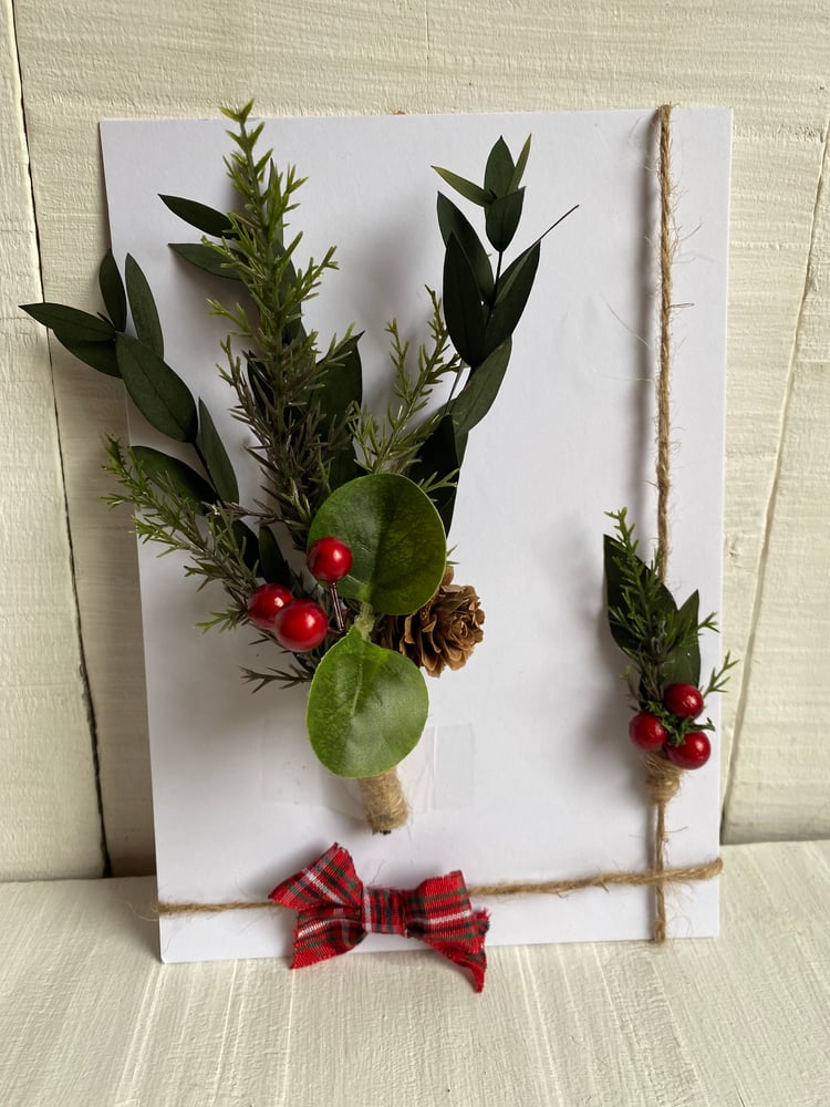 Image of Christmas bouquet and 2 tiebacks 