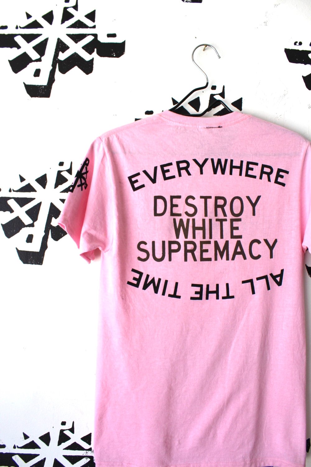 organize and DWS tee in pink 