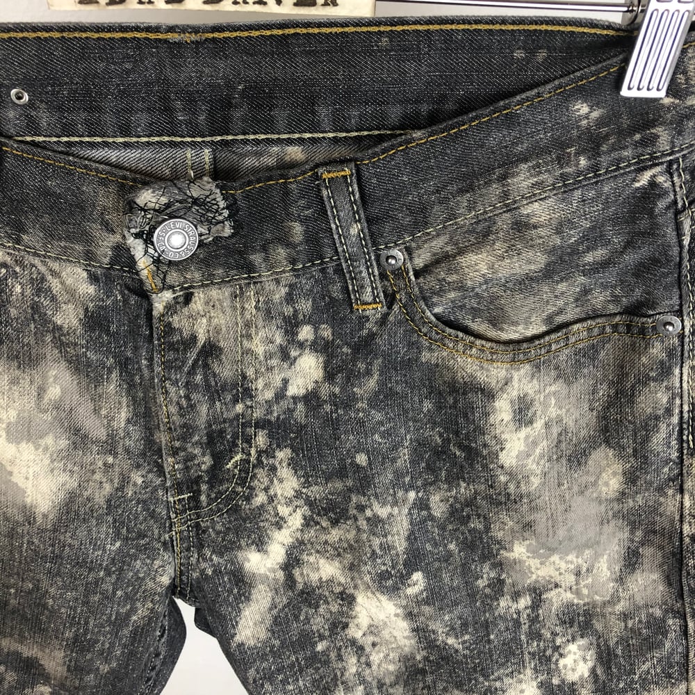 Image of Hand dyed distressed Levis jorts 