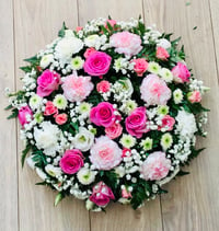 Image 4 of Funeral Posy Pads 