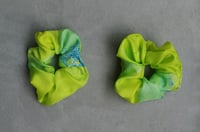 Image 1 of Green Banks of Daffodils scrunchie 6