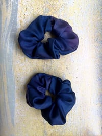 Image 1 of Blue Reflections scrunchie 8