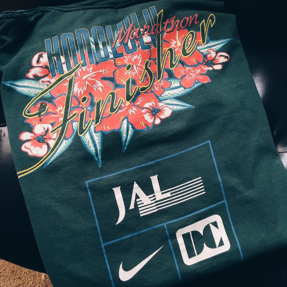 Image of Original 1995 Nike Honolulu Marathon Promo Tee.