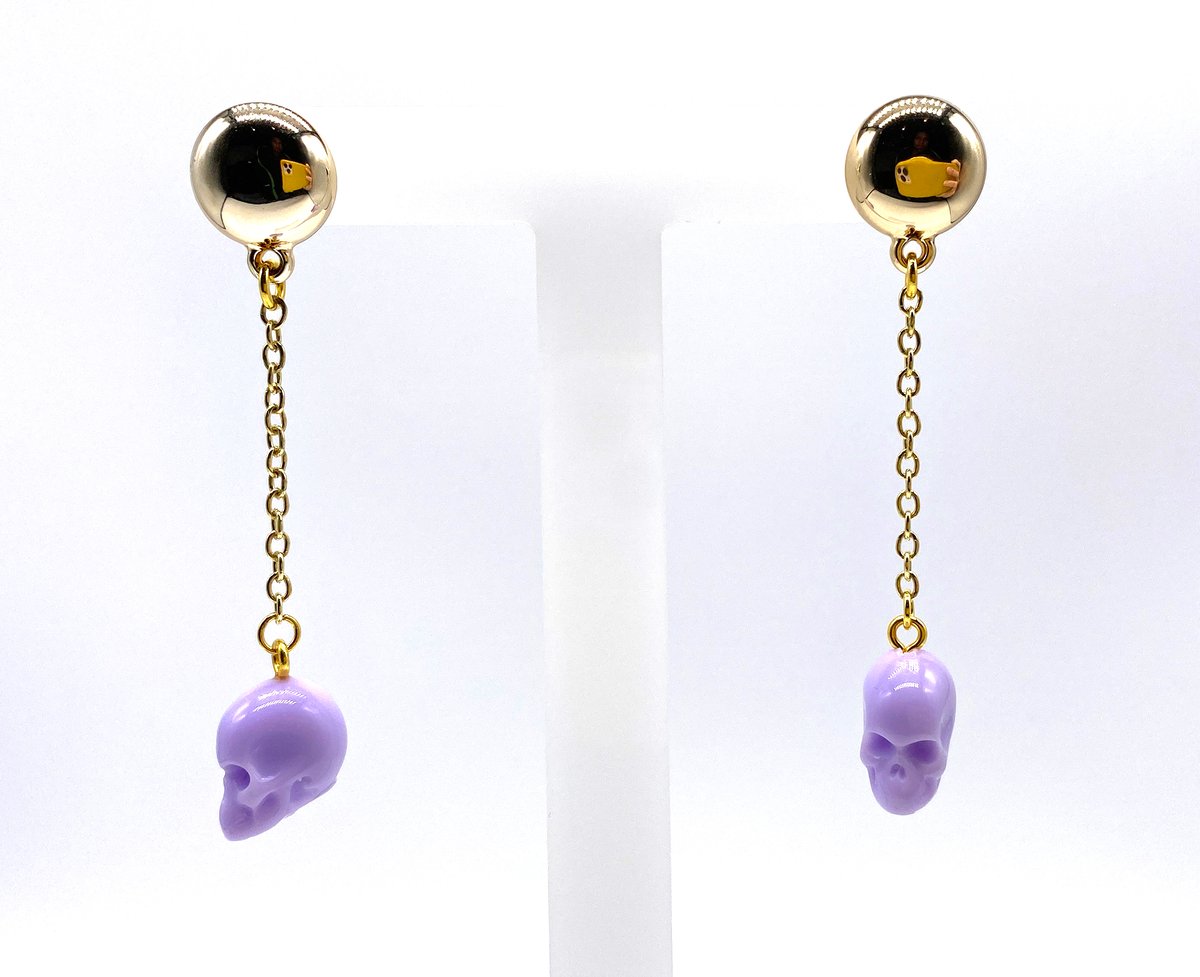 Image of Skull Dangle earrings lavender