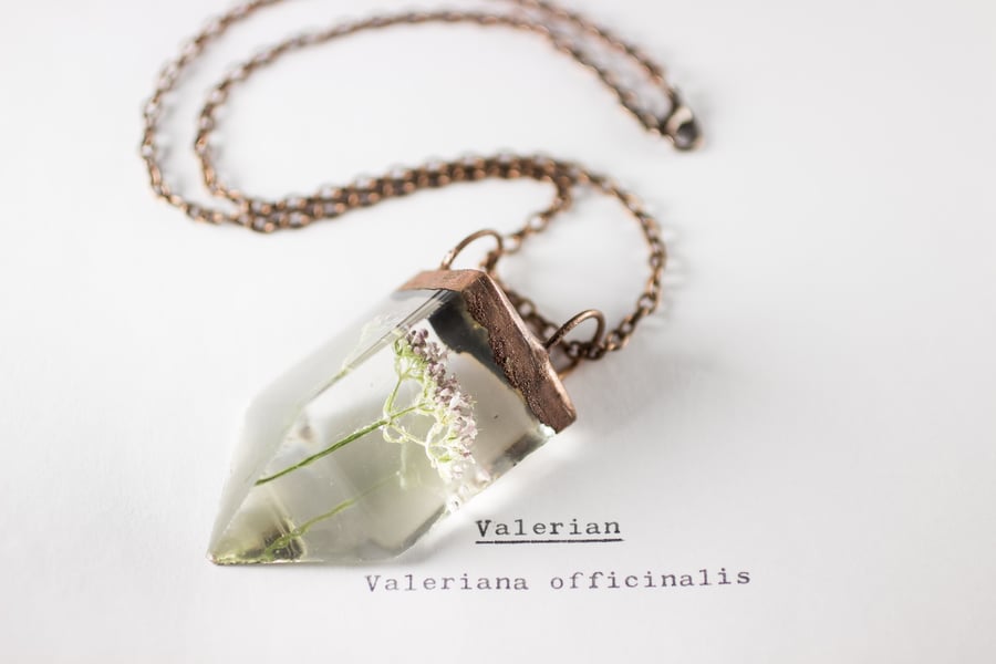 Image of Valerian (Valeriana officinalis) - Small Copper Prism Necklace #2