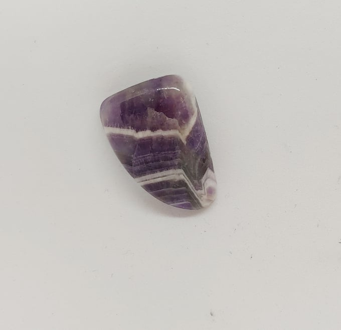 Image of Chevron Amethyst Magnetic Pin #20-379