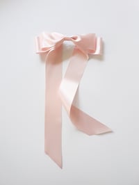 LAYERED SATIN BOW : POWDER PINK