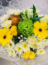 Image 4 of Sunshine Handtied Bouquet 🌼