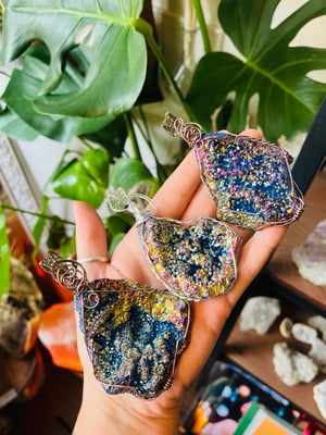 Image of Rainbow aura geode necklace 