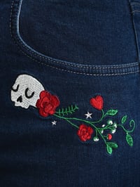 Image 9 of JEANS DENIM IMPERFECTOS