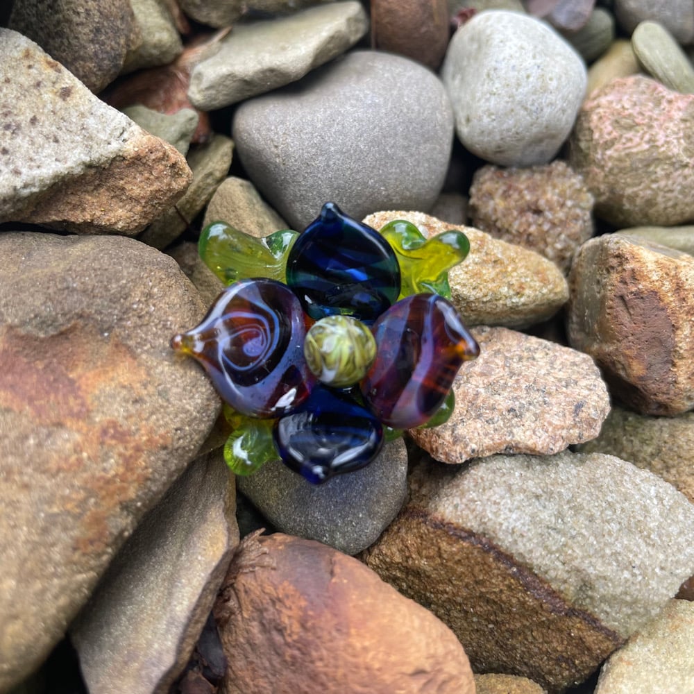 Image of Flower Pendant 1