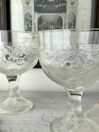 Image 3 of Duo de grandes coupes à fruits