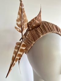 Image 3 of Latte raffia crown w feathers