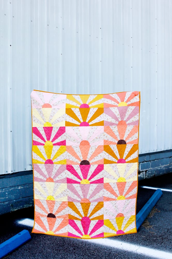 Image of SUNNY DAYS AHEAD quilt PDF