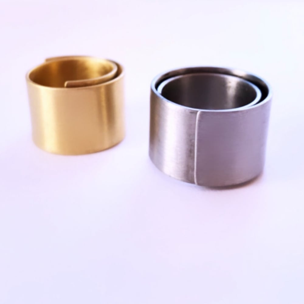 Image of Anell matèria. Anillo materia