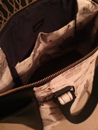 Image 5 of Boss Lady (Commuter bag) 