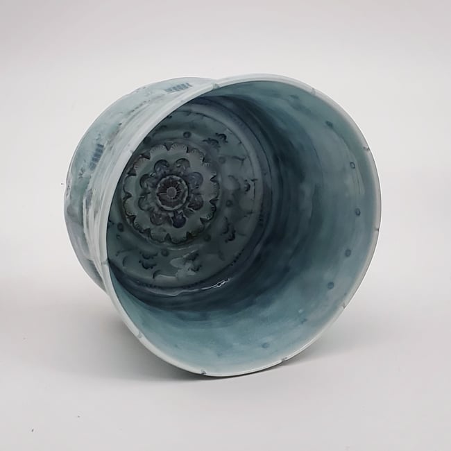 Crimson Kiss Porcelain Tea Bowl