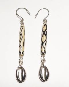 Image of Silver Escape Earrings