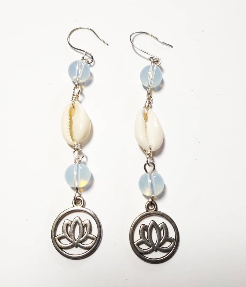 Image of Lotus Bliss Earrings