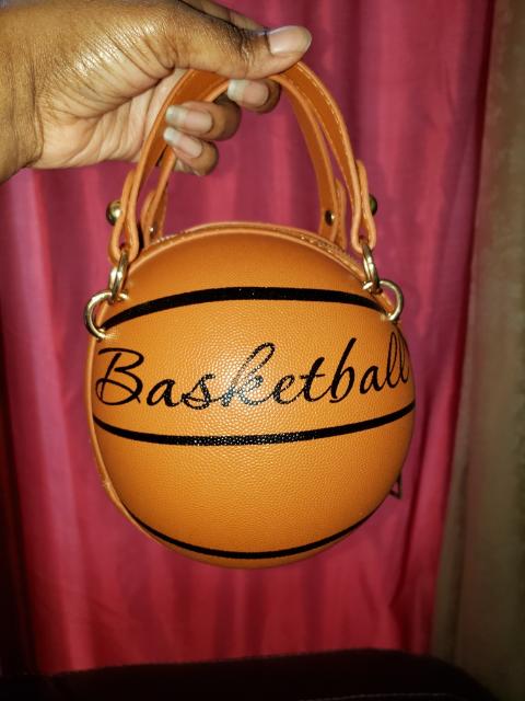 (FREE SHIPPING) Basketball Purse 