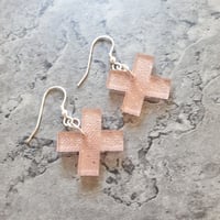 Image 3 of Small Kisses in Rose Gold