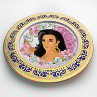 Image 2 of Y cómo me las maravillaría yo?  - Lola Flores - Large Fine China Plate - #0746