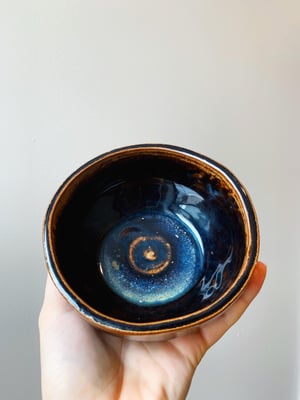 Image of Glossy Brown Bowl