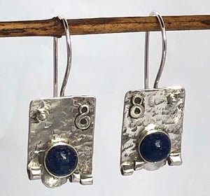 Lovely 925 Silver and Lapis Lazuli Earrings