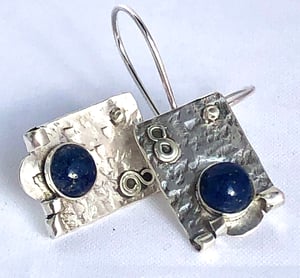 Lovely 925 Silver and Lapis Lazuli Earrings