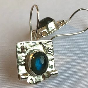 Lovely 925 Silver and Labradorite Earrings