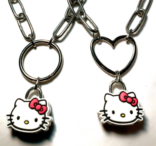 hello kitty lock necklace