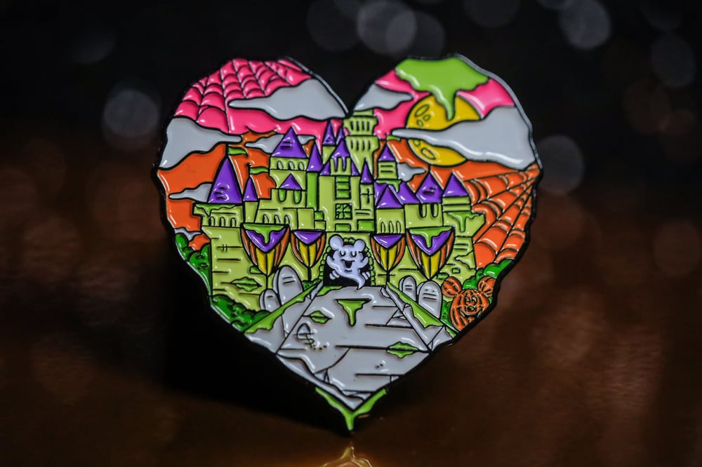 Halloween Castle Love Enamel Pins 