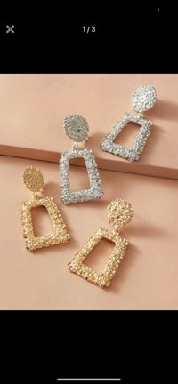 Image 2 of Sliver vs. Gold