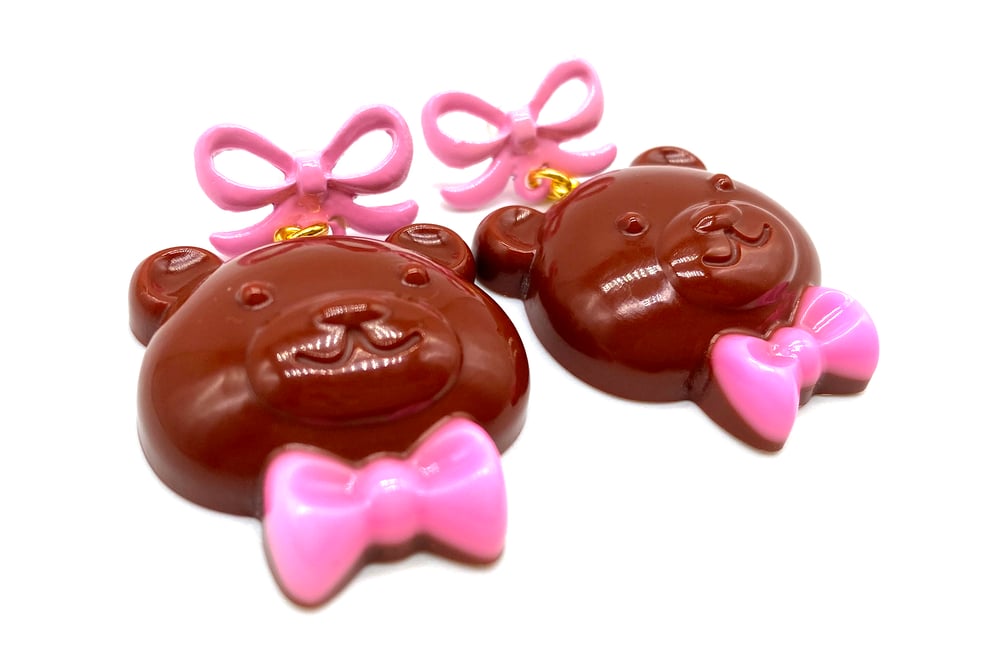 valentines chocolate bear