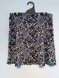 Kat skirt - blue/black on cream print