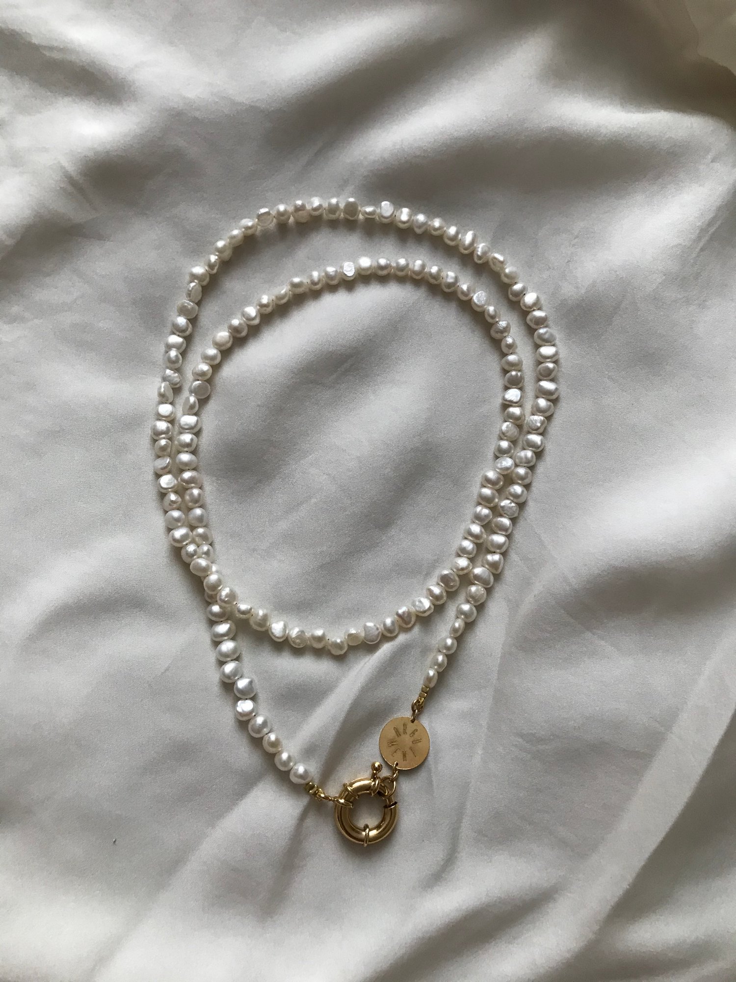 Image of SAUTOIR LONG perles de nacre