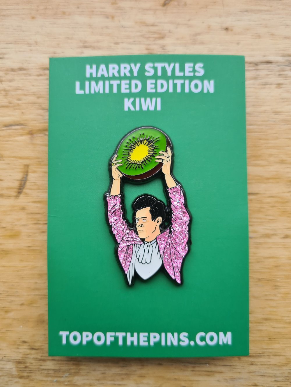 Harry Styles - Kiwi Limited Edition Pin Badge